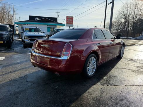 Used 2012 Chrysler 300 Limited image 5