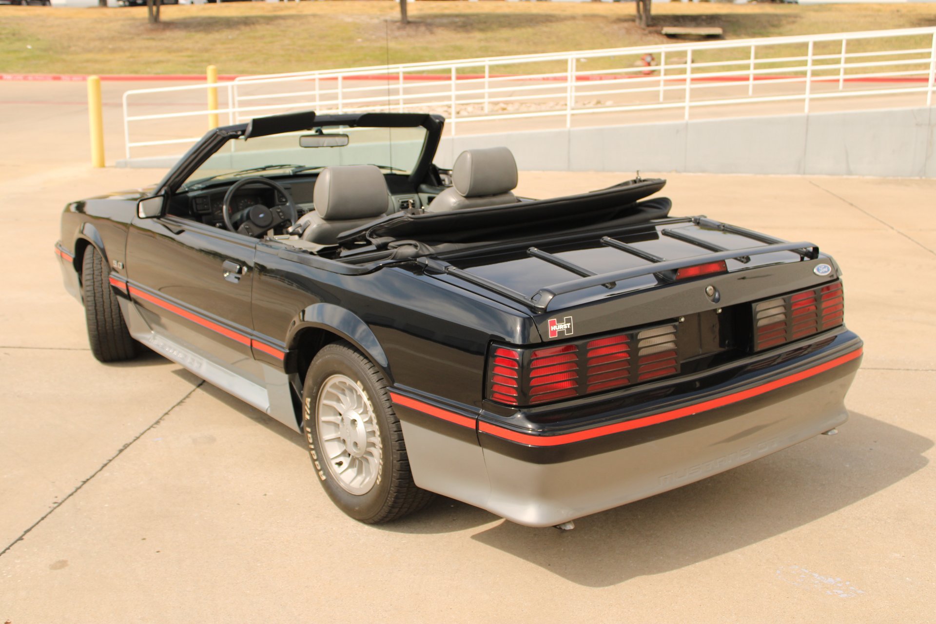 Used 1987 Ford Mustang GT RWD image 8