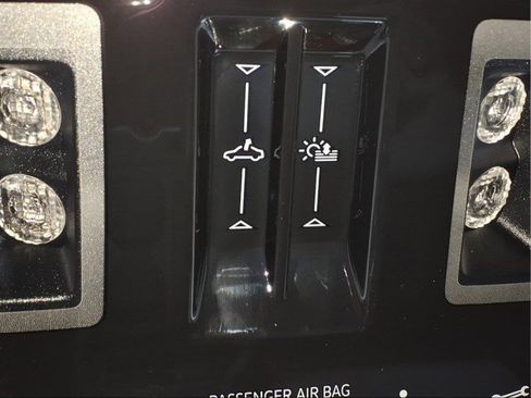 New 2026 Volkswagen Tiguan SE image 24