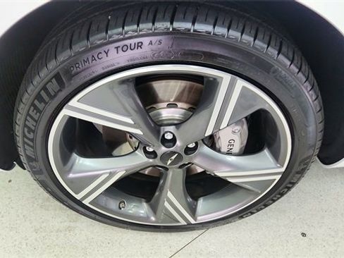 Used 2025 Genesis GV80 3.5T Prestige image 60