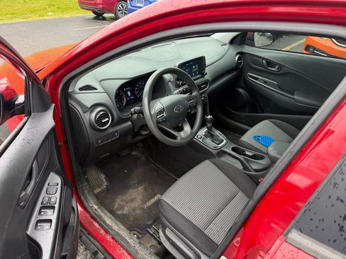 Used 2018 Hyundai Kona SE FWD image 7