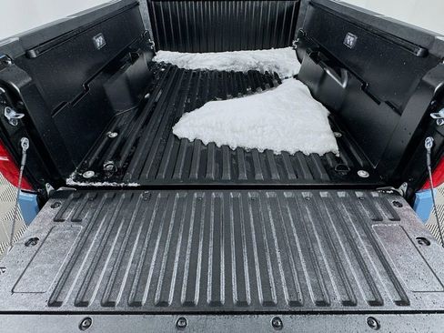 New 2026 Toyota Tacoma SR5 image 18