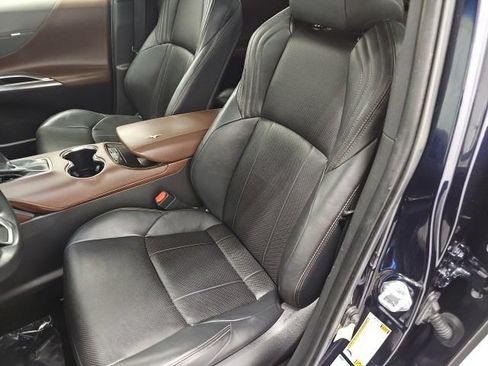 Certified 2021 Toyota Venza Limited w/ Advanced Technology Package AWD/4WD image 16