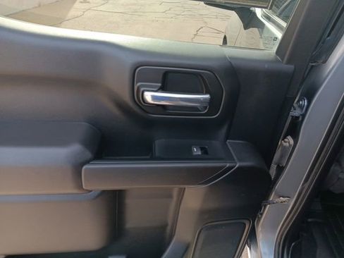 Used 2022 Chevrolet Silverado 1500 LT w/ Z71 Off-Road Package image 31