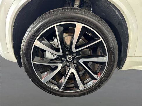 Used 2020 Volvo XC90 T6 Momentum w/ Protection Package Premier AWD/4WD image 24