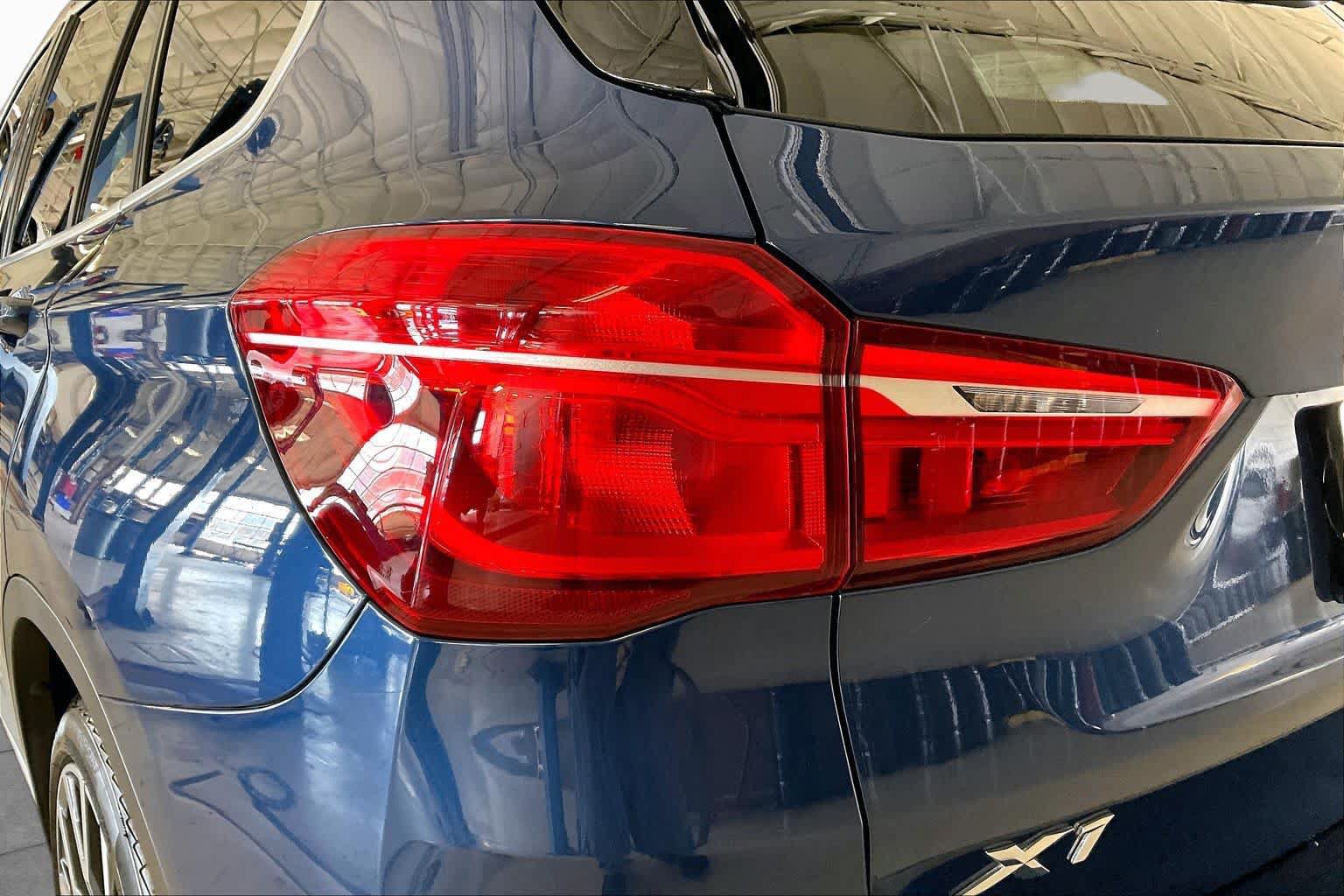 Used 2022 BMW X1 xDrive28i w/ Convenience Package AWD/4WD image 26