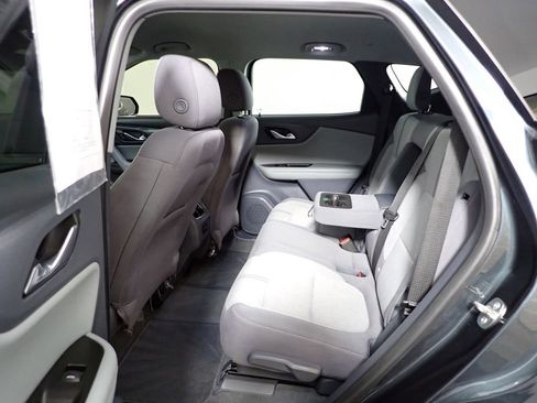 Used 2019 Chevrolet Blazer LT image 35