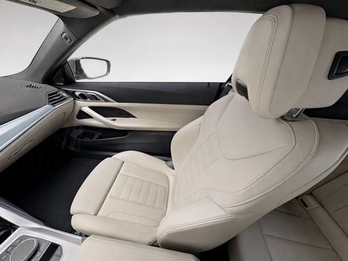 Used 2024 BMW M440i Convertible w/ Premium Package RWD image 15