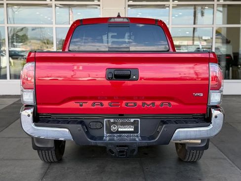Certified 2023 Toyota Tacoma SR5 AWD/4WD image 13