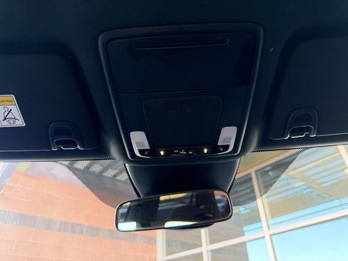 Used 2023 Honda Pilot Sport image 25