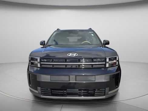 Used 2024 Hyundai Santa Fe Limited FWD image 3