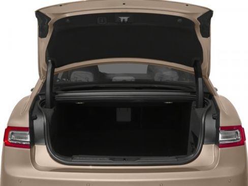 Used 2017 Lincoln Continental Select image 12