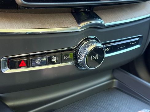 New 2026 Volvo XC60 B5 Plus w/ Protection Package Premier image 16