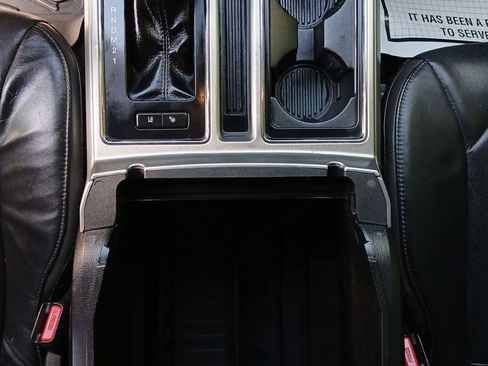 Used 2015 Ford F150 Platinum w/ Equipment Group 701A Luxury image 26