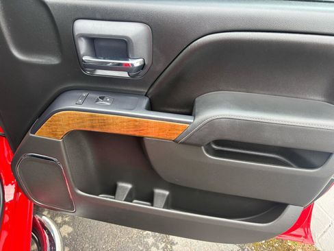 Used 2015 Chevrolet Silverado 1500 LTZ image 39