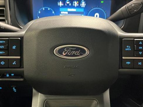 Used 2024 Ford F250 Lariat w/ Sport Appearance Package AWD/4WD image 16