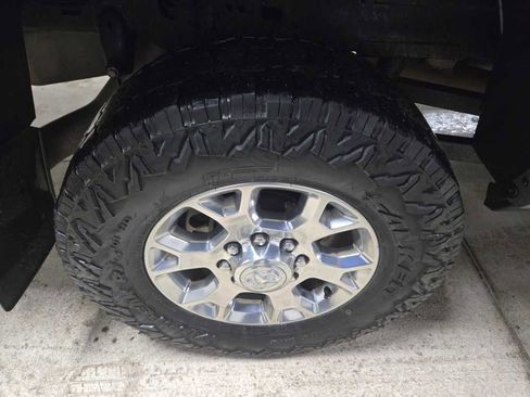 Used 2022 RAM 2500 Laramie image 8