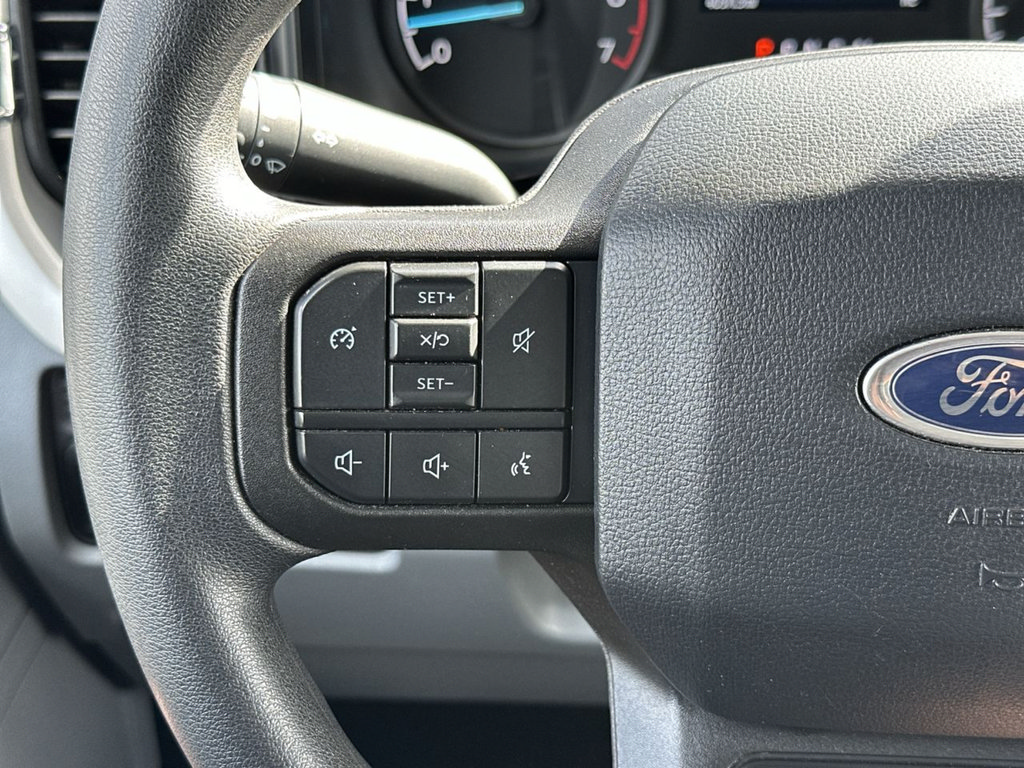 Used 2025 Ford F250 XLT AWD/4WD image 29
