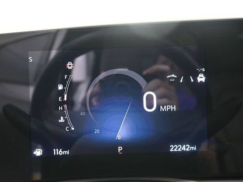 Used 2025 Buick Envista Avenir FWD image 31