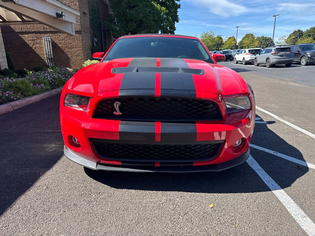 Used 2010 Ford Mustang Shelby GT500 RWD image 9