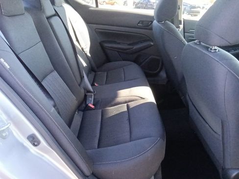 Used 2024 Nissan Altima 2.5 SV image 29