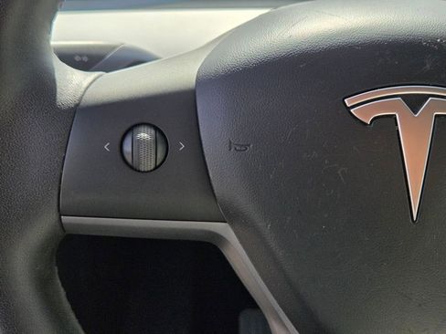 Used 2020 Tesla Model Y Long Range AWD/4WD image 28