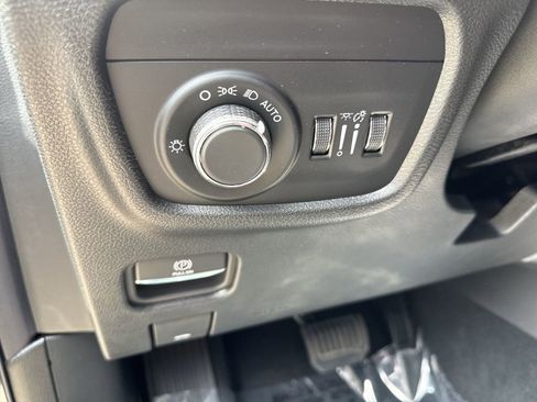 New 2024 Jeep Grand Cherokee L Laredo w/ Trailer Tow Package image 13