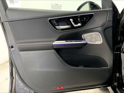 New 2026 Mercedes-Benz GLC 300 image 10