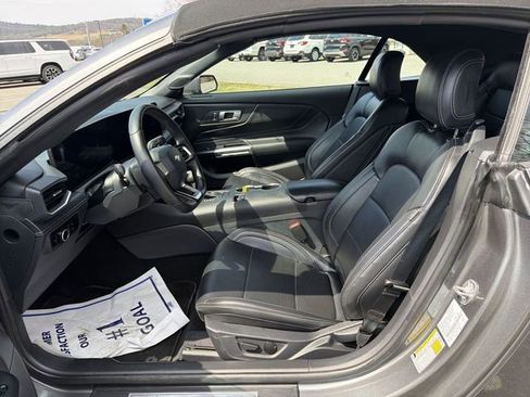 Used 2025 Ford Mustang Premium RWD image 20