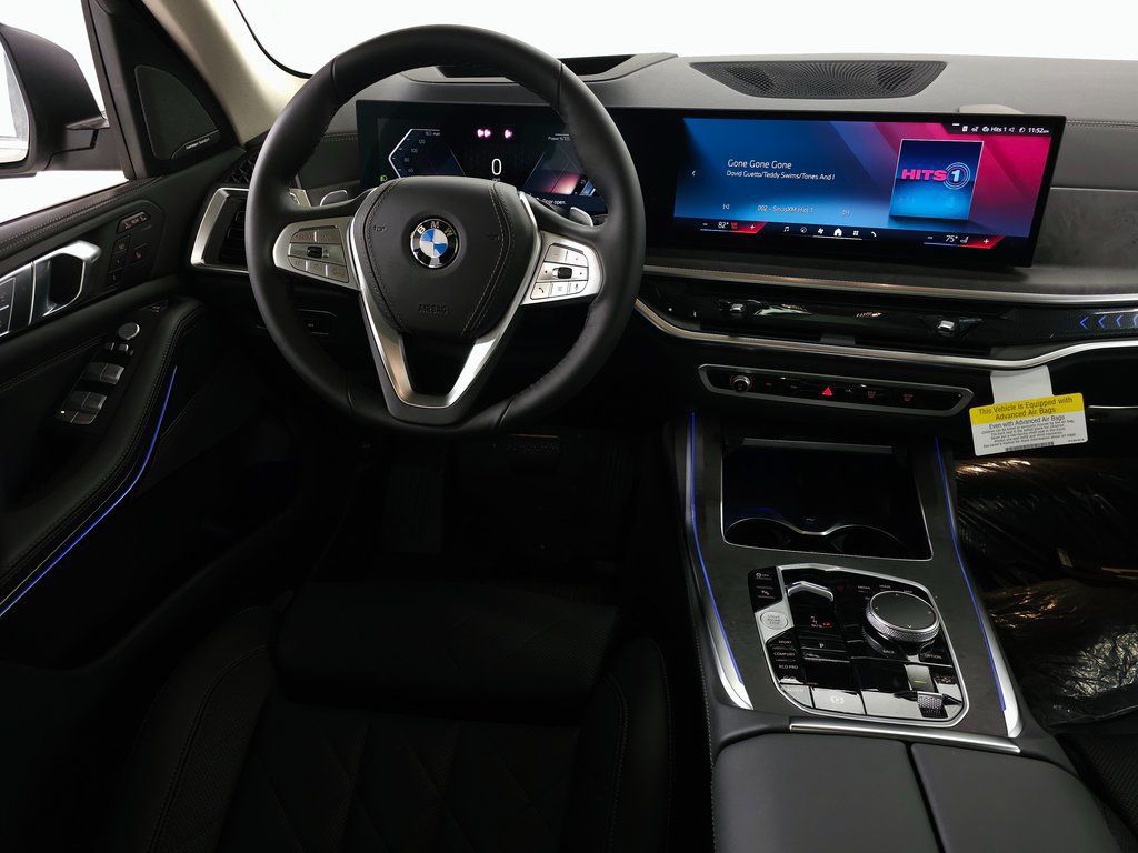 Used 2026 BMW X7 xDrive40i AWD/4WD image 14