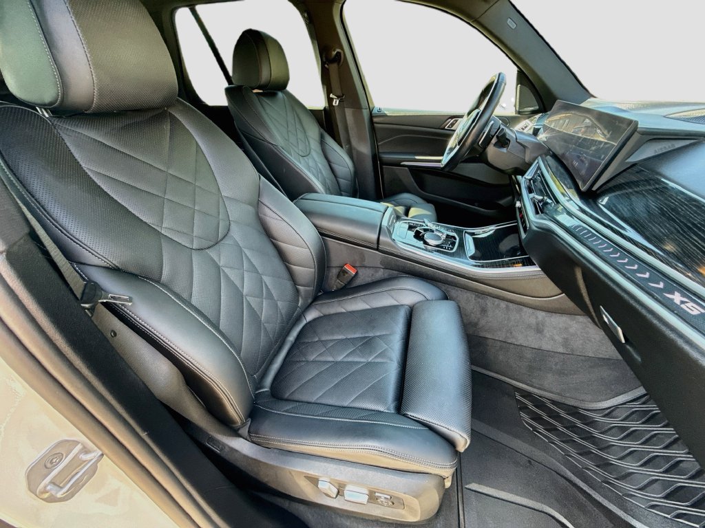 Used 2025 BMW X5 sDrive40i w/ M Sport Package RWD image 33