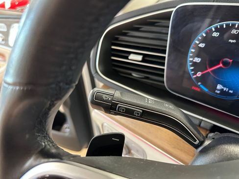 Used 2021 Mercedes-Benz GLS 450 4MATIC image 19