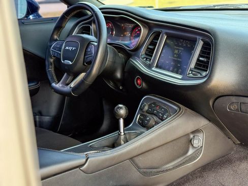 Used 2015 Dodge Challenger SRT Hellcat image 5