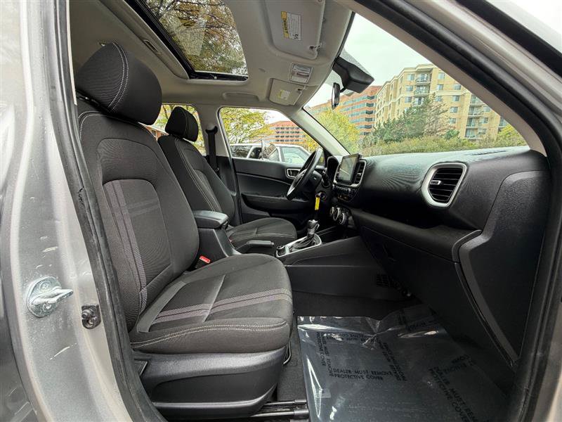Used 2023 Hyundai Venue SEL w/ Cargo Package FWD image 20