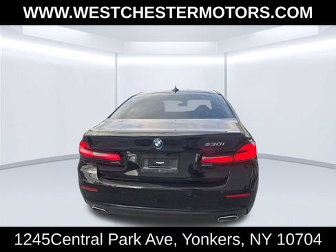 Used 2023 BMW 530i w/ Premium Package RWD image 5