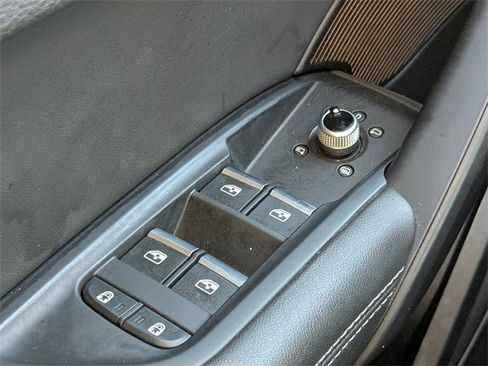 Used 2022 Audi Q5 2.0T Premium Plus w/ Premium Plus Package image 20