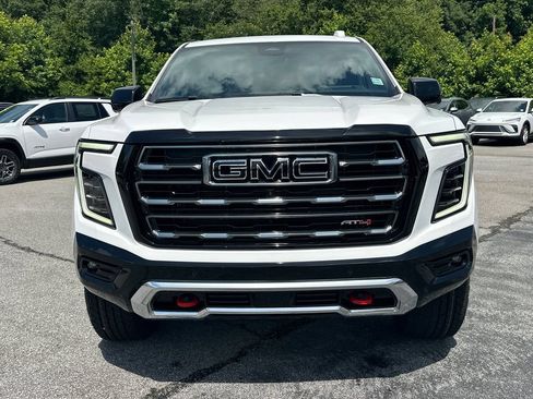 New 2026 GMC Yukon AT4 w/ AT4 Premium Plus Package AWD/4WD image 3