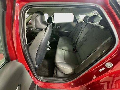 Used 2025 Kia K4 FWD image 26