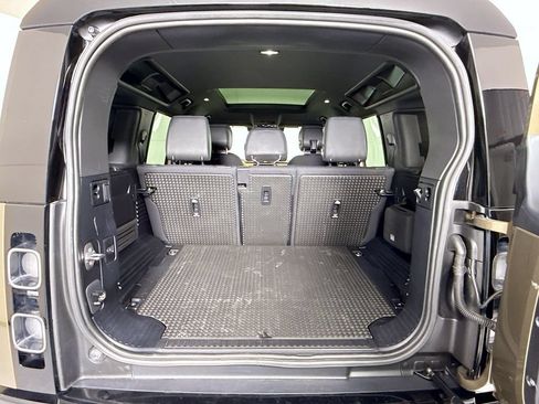 Used 2024 Land Rover Defender 110 X AWD/4WD image 28