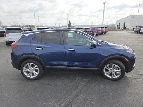Certified 2023 Buick Encore GX Preferred w/ Cold Weather Comfort Package FWD image 17