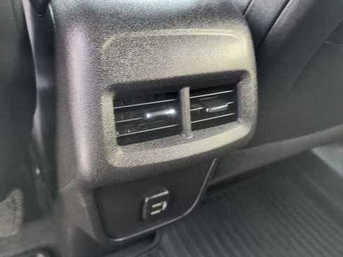 Certified 2023 Chevrolet Equinox RS image 37