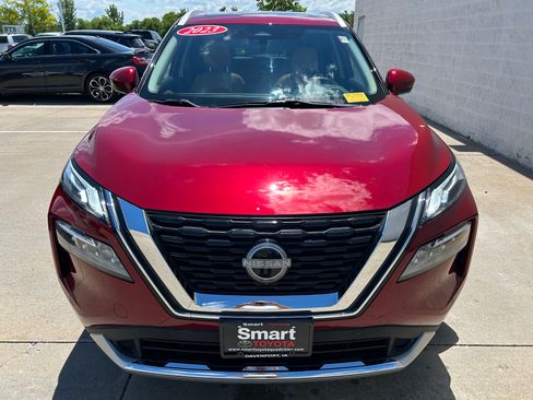 Used 2023 Nissan Rogue Platinum w/ Platinum Premium Package FWD image 2