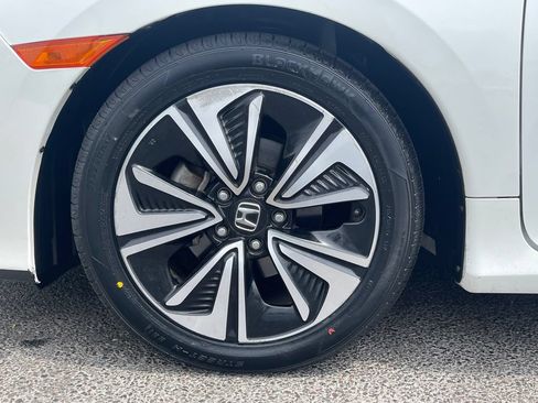 Used 2017 Honda Civic EX-T image 10