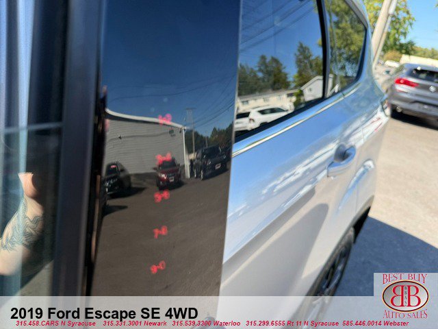 Used 2019 Ford Escape SE AWD/4WD image 10