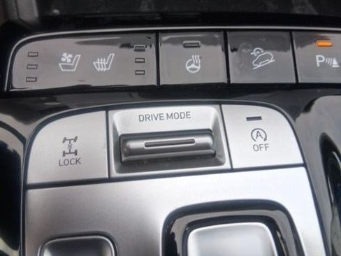 Used 2024 Hyundai Tucson Limited AWD/4WD image 13