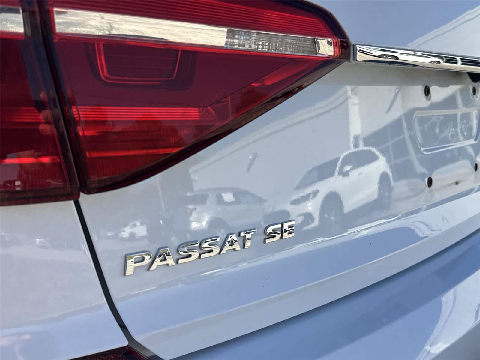 Used 2016 Volkswagen Passat 1.8T SE FWD image 10