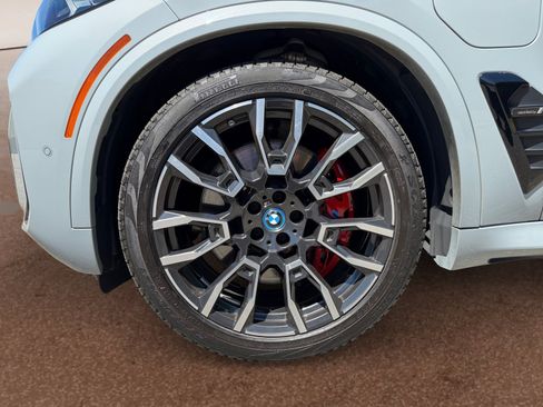 Used 2024 BMW X5 xDrive50e w/ M Sport Package AWD/4WD image 9