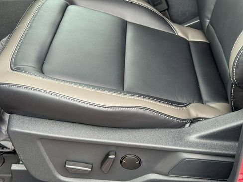 New 2026 Ford Bronco Outer Banks image 12