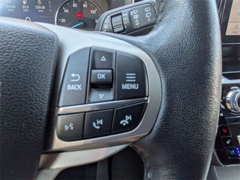 Used 2023 Ford Explorer Limited image 19