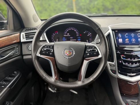 Used 2015 Cadillac SRX Luxury w/ Driver Awareness Package FWD image 24